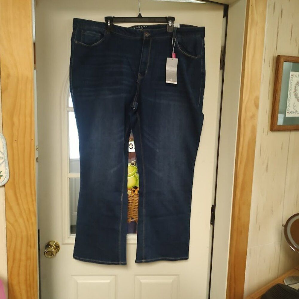 New Legendary By Ashley Stewart Boot Cut Jeans Size Women's 24 Plus Short